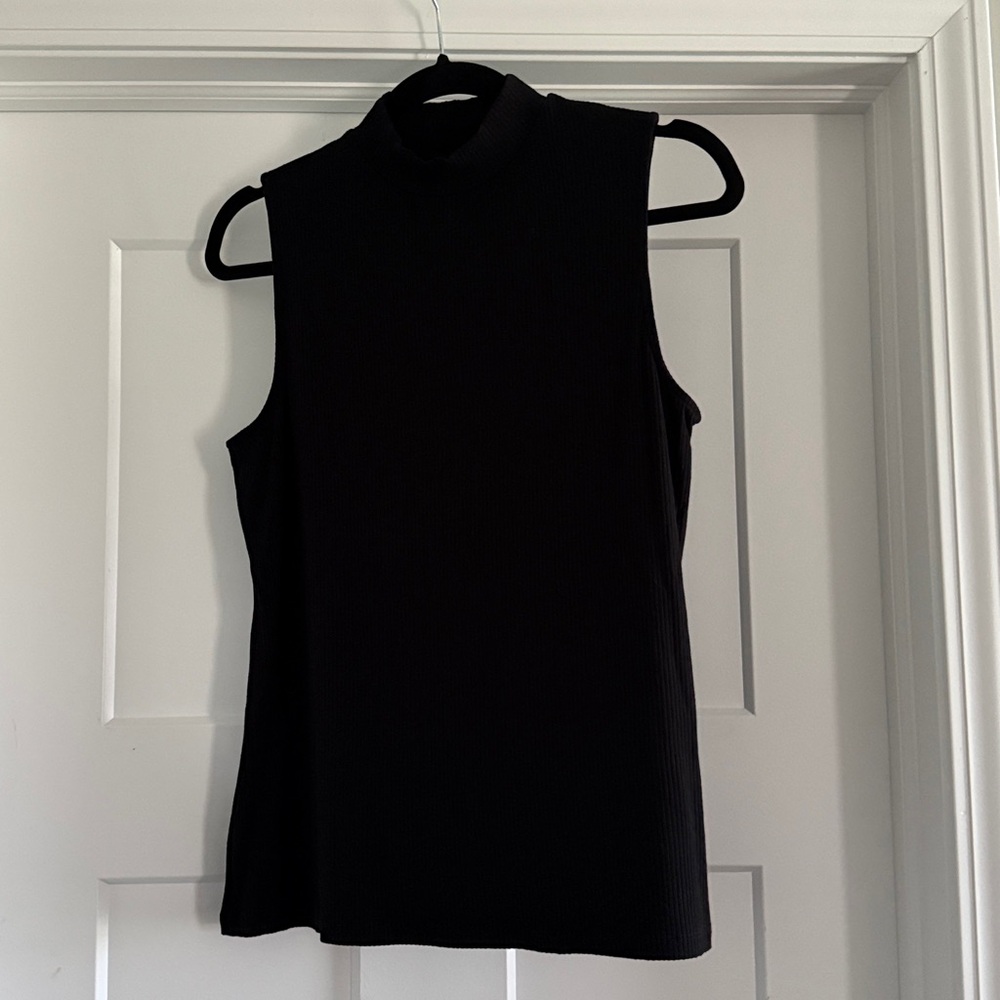 Chico's Elegant Black Ribbed  Sleeveless Top. Size 1